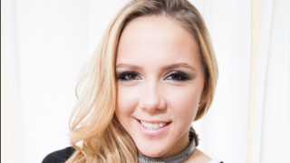 Hollie Mack